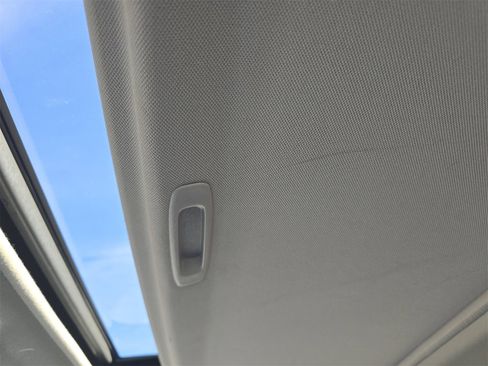 Used 2013 Toyota RAV4 Limited image 30