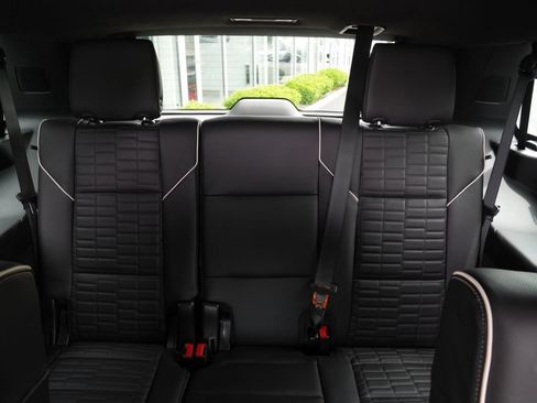 Used 2024 Cadillac Escalade V w/ LPO, ONYX Package AWD/4WD image 38