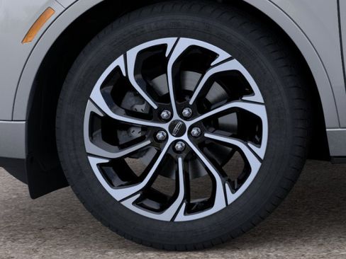 New 2026 Lincoln Nautilus Reserve AWD/4WD image 19