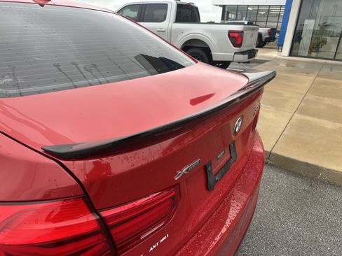 Used 2017 BMW 330i xDrive Sedan AWD/4WD image 28