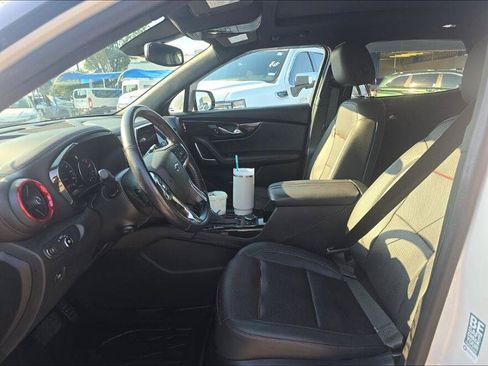 Used 2022 Chevrolet Blazer RS w/ Enhanced Convenience Package FWD image 3