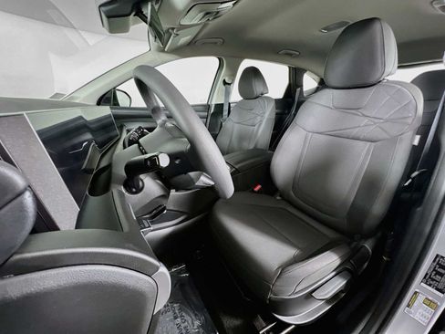 Used 2025 Hyundai Tucson SE AWD/4WD image 20