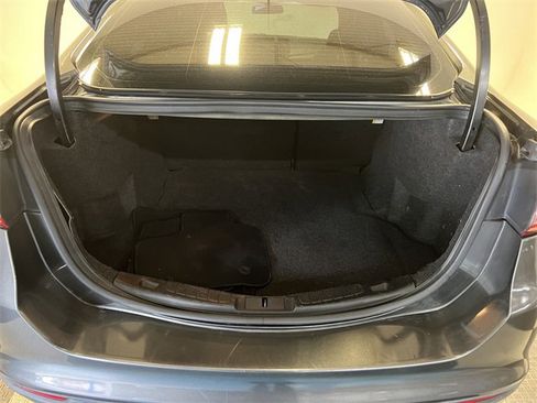 Used 2017 Ford Focus SEL w/ Cold Weather Package image 5