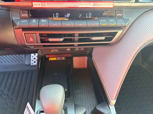 New 2026 Toyota Camry SE FWD image 23