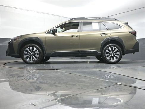 Used 2024 Subaru Outback Limited w/ Popular Package #2 image 38