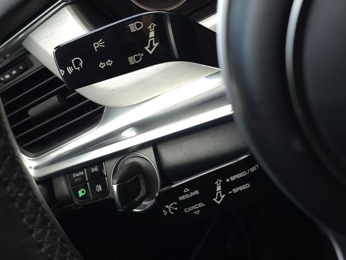 Used 2017 Porsche Panamera 4S w/ Premium Package Plus image 29