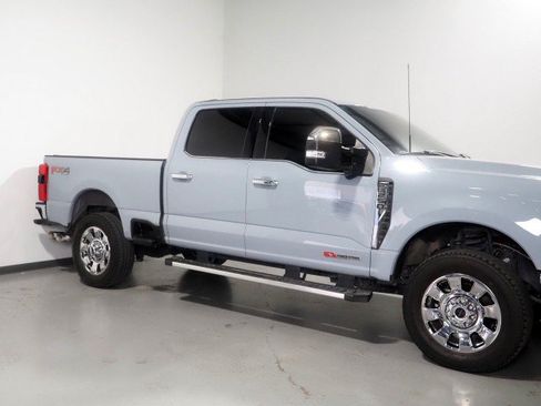 Used 2024 Ford F250 4x4 Crew Cab Lariat w/ FX4 Pkg w/ Chrome Package image 57