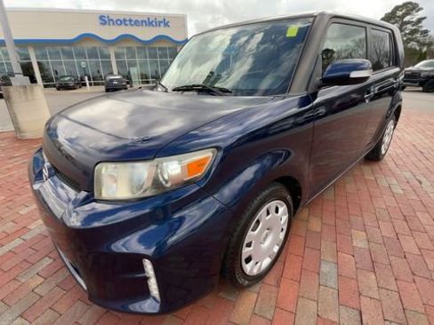 Used 2014 Scion xB image 5