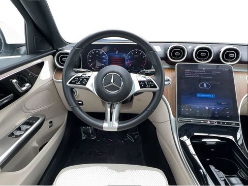 Used 2024 Mercedes-Benz C 300 4MATIC Sedan image 33