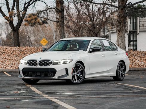 Used 2023 BMW M340i xDrive image 1