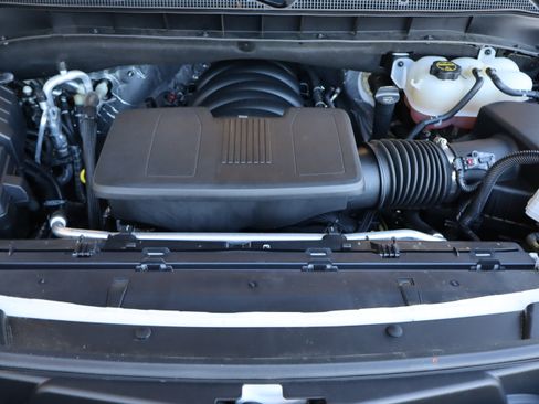 Certified 2025 Chevrolet Suburban RST w/ Comfort Package image 46