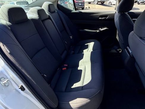 Used 2021 Nissan Altima 2.5 SV FWD image 17