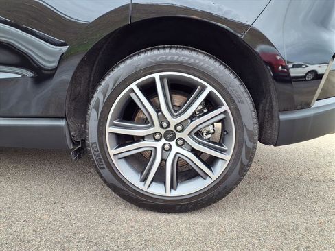 Used 2024 Ford Edge Titanium w/ Equipment Group 301A image 7