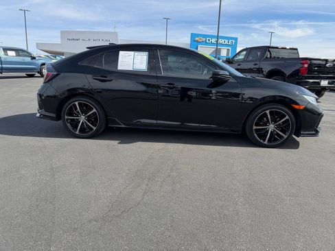 Used 2020 Honda Civic Sport image 2