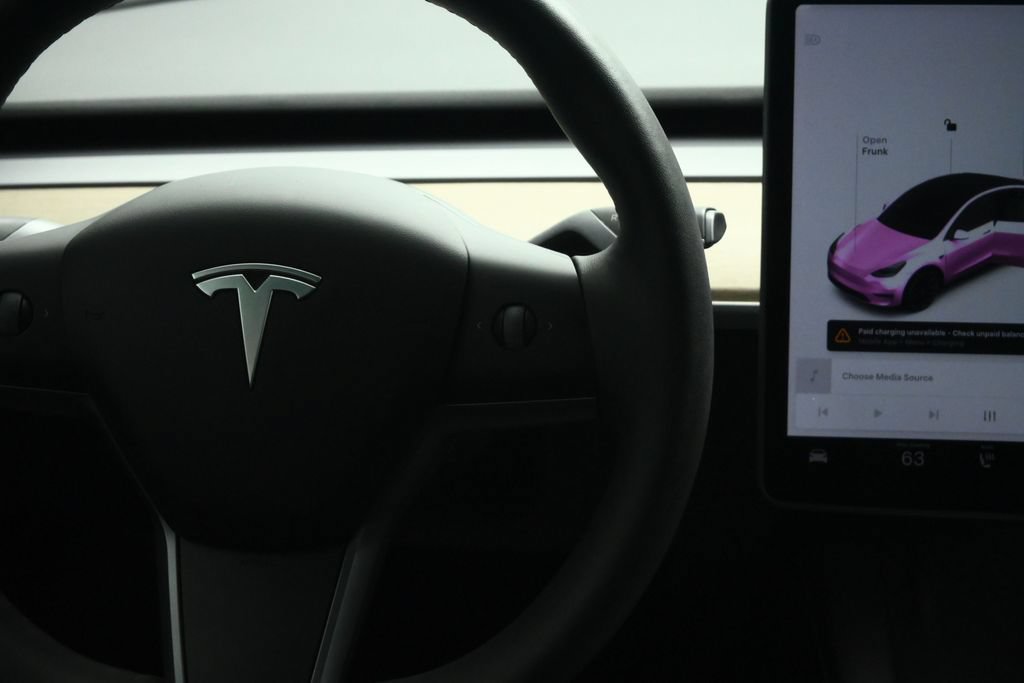 Used 2022 Tesla Model Y Long Range AWD/4WD image 42