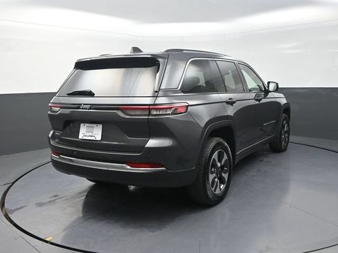 Used 2023 Jeep Grand Cherokee 4WD 4xe image 9