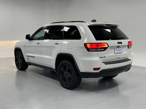 Used 2021 Jeep Grand Cherokee Freedom Edition image 3