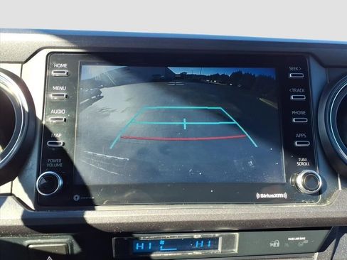 Used 2023 Toyota Tacoma TRD Off-Road w/ Technology Package image 20