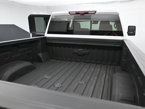 Certified 2025 Chevrolet Silverado 2500 LTZ w/ LTZ Plus Package image 21