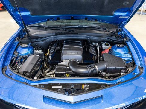Used 2013 Chevrolet Camaro SS w/ Hot Wheels Special Edition RWD image 26