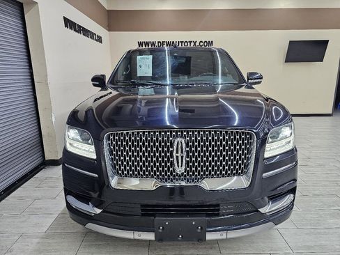 Used 2021 Lincoln Navigator L Reserve image 3