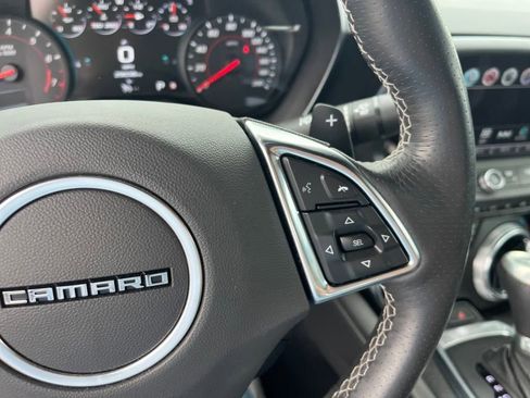Used 2017 Chevrolet Camaro SS image 12
