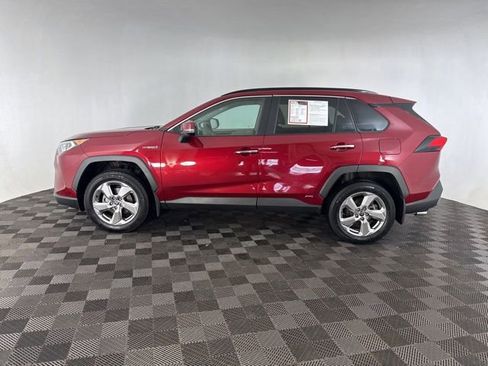 Used 2021 Toyota RAV4 Limited image 10