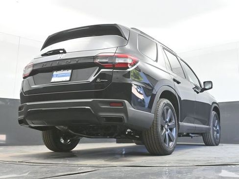 New 2026 Honda Pilot Sport image 47