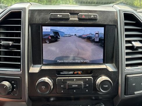 Used 2020 Ford F150 XLT w/ Equipment Group 302A Luxury AWD/4WD image 15