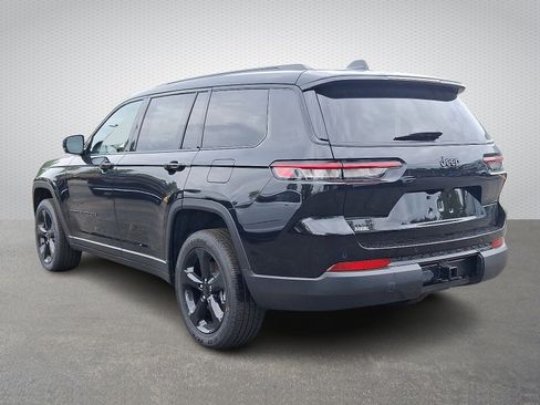 New 2025 Jeep Grand Cherokee L Altitude w/ Trailer Tow Package image 4