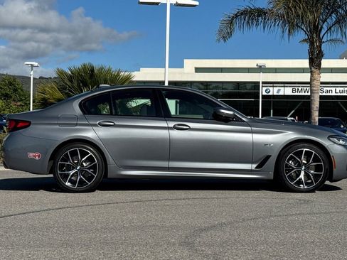 Used 2023 BMW 530e w/ M Sport Package RWD image 2