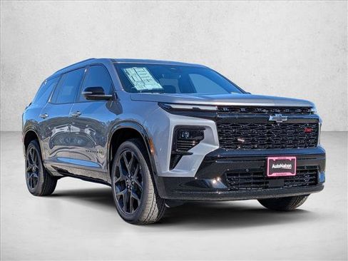 New 2026 Chevrolet Traverse RS image 3