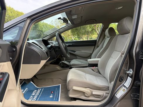 Used 2010 Honda Civic LX image 9