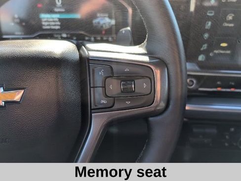 Used 2025 Chevrolet Silverado 1500 High Country w/ High Country Premium Package image 8