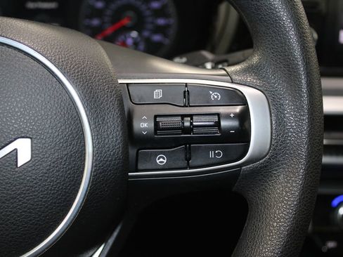 Used 2023 Kia K5 LXS image 33