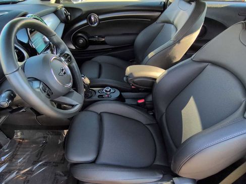 Certified 2024 MINI Cooper SE image 10