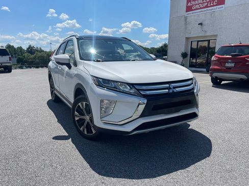 Used 2018 Mitsubishi Eclipse Cross SEL AWD/4WD image 4