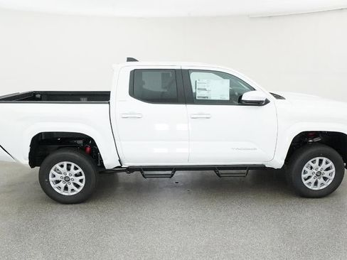 New 2026 Toyota Tacoma SR5 AWD/4WD image 44