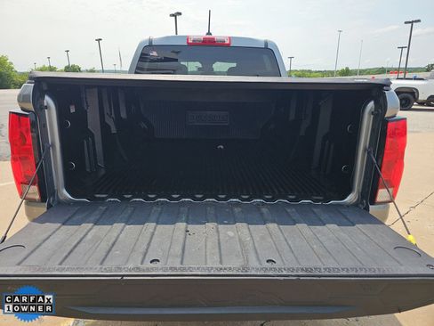 Used 2023 Chevrolet Colorado W/T RWD image 6