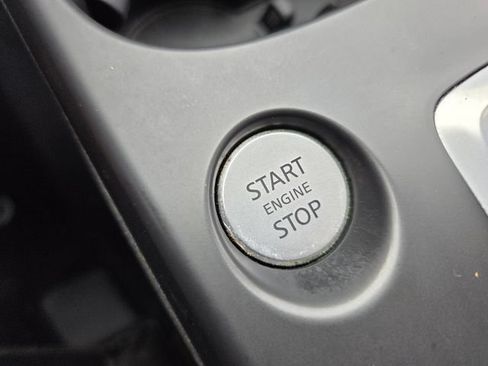 Used 2023 INFINITI QX50 Luxe FWD image 34