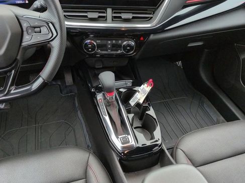 Used 2025 Chevrolet Trax RS w/ Sunroof Package image 18