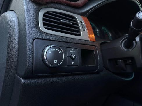 Used 2008 GMC Yukon SLT w/ SLT Preferred Equipment Group image 39