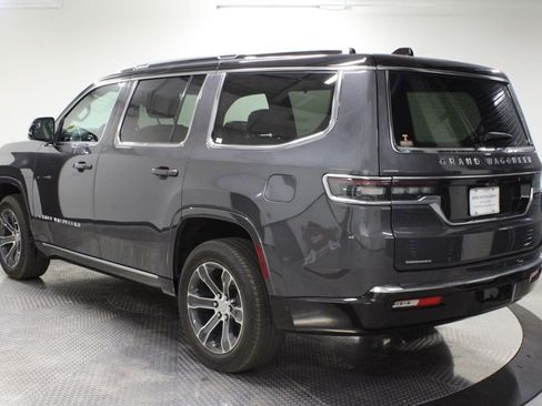 Used 2023 Jeep Grand Wagoneer 4WD image 3