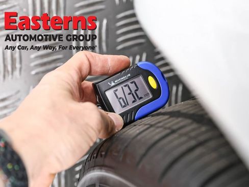 Used 2023 Tesla Model 3 Standard Range image 26