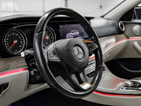 Used 2018 Mercedes-Benz E 300 w/ Premium 1 Package image 22