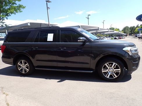 Used 2023 Ford Expedition Max XLT AWD/4WD image 5