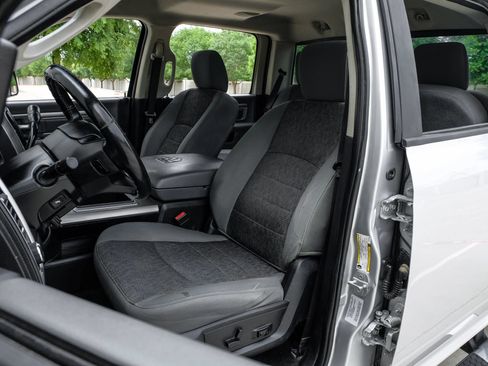 Used 2015 RAM 3500 Big Horn AWD/4WD image 39