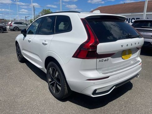 New 2026 Volvo XC60 B5 Core w/ Protection Package Premier AWD/4WD image 5