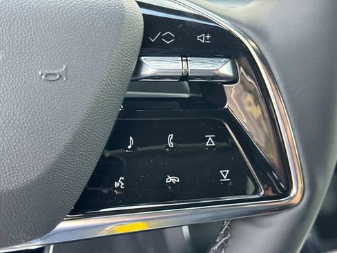New 2026 Cadillac Lyriq Sport AWD/4WD image 27