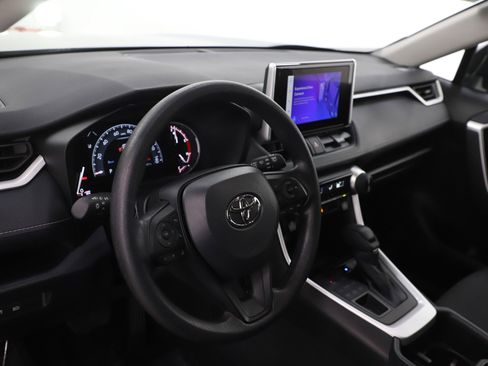 Used 2025 Toyota RAV4 LE image 20